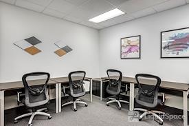 Regus | Regions Center