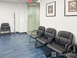 HQ | PA, Center Valley - Saucon Creek Rd