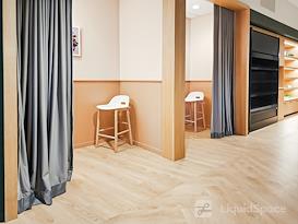 SPACES | VA, Arlington- 2451 Crystal Drive