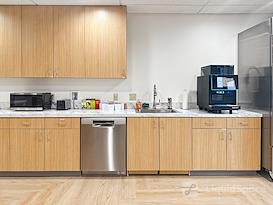 Regus | CO, Lakewood - Wadsworth Blvd