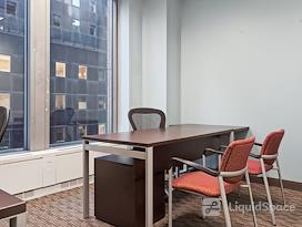 Regus | Americas Tower