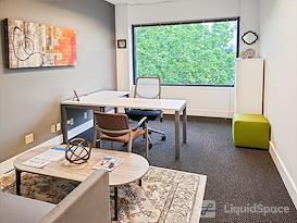 Regus | OR, Portland - River Park Center