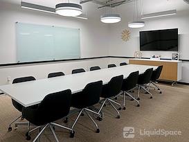 SPACES | CA, Emeryville - 1900 Powell Street