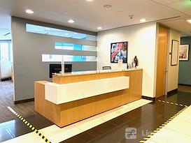 Regus || 1901 Avenue of the Stars