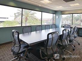 Regus | Camelback Square