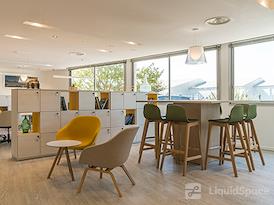 HQ | Bordeaux Merignac Airport