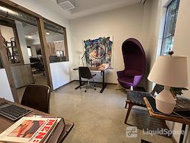 UNITA Manhattan Beach