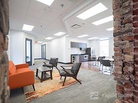 Expansive - Shockoe Slip