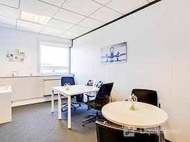 HQ | ROISSY HQ, Airport