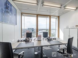Regus | Dusseldorf Stadttor 1