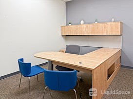 Regus | KY, Bowling Green - 922 State Street
