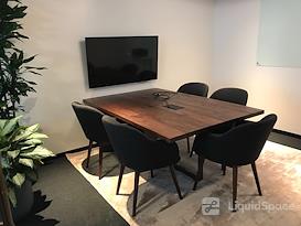 Industrious - Fashion District