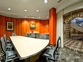 Regus | Tivoli Village