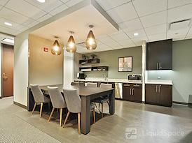 Regus | Regency Towers