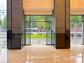 Regus | Chongqing, Weiyi Center