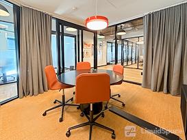 SPACES || WA, Seattle-  1601 5th Avenue