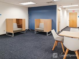 HQ | NY, Holbrook - Veteran Memorial Hwy