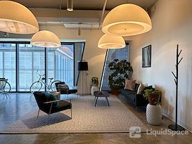 Regus | Wiehle Metro