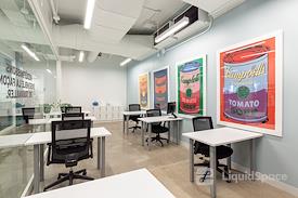 Regus | Quebec, Montreal - Mile End