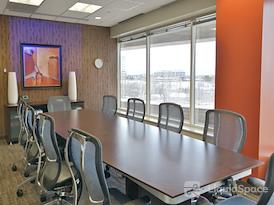 Regus | Tuscany Plaza