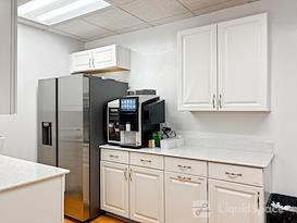 HQ | IL, Winfield - County Farm Rd