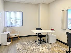 HQ | CA, Santa Clarita- Sierra Hwy