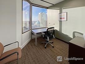 Regus | PNC Center