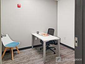 Regus | WI, Greenfield - S 76th Street