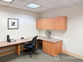 Regus | NH, Bedford - South River Rd