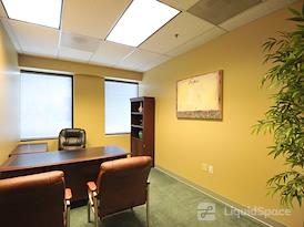 Regus | Three Town Center