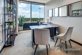 Lucid Private Offices | LBJ Freeway - Farmers Branch