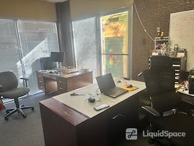 Modern Private Offices & Coworking Space for Rent