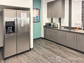 Regus | Roseville - Bonestroo