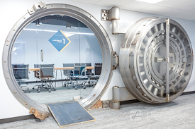 Expansive - Main Street