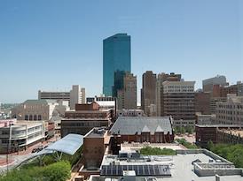 Regus | Downtown Wells Fargo Tower