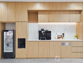 Regus | Jakarta, M Center