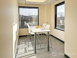 Regus | NJ, Bedminster - Crossroads Dr