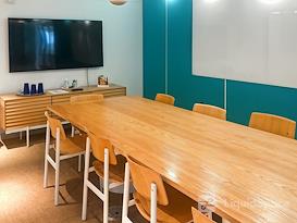 Regus | Minneapolis - Lagoon Ave