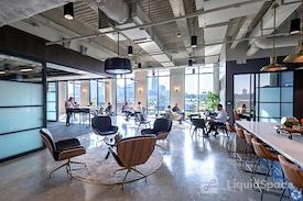 Venture X | Charlotte - The Refinery
