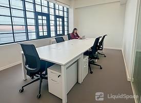 SPACES  | Athens, Theanous