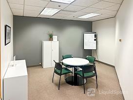 Regus | Southfield Town Center