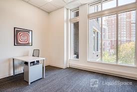 Regus | 2000 Duke Street