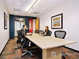 Regus | Shoppes at Webb Gin