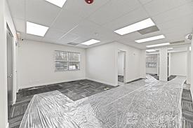 Premium Professional Office Suite | Approx. 1,224 SF |