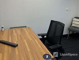 Venture X | Arlington - Courthouse Metro