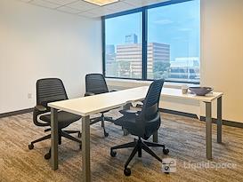 HQ | MI, Grand Rapids - Ottawa Ave NW