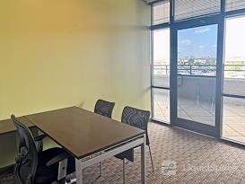 Regus | Columbia Center on Stadium