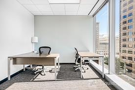 Regus || 222 Main