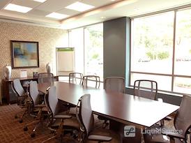 Regus | La Terraza Corporate Plaza