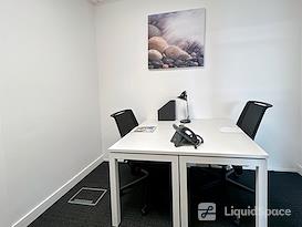 Regus | Leicester Grove Park